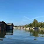 Hébergement de vacances Venedig Und Amsterdam *